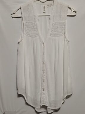 Meadow Rue White Sleeveless Button-Front Blouse
